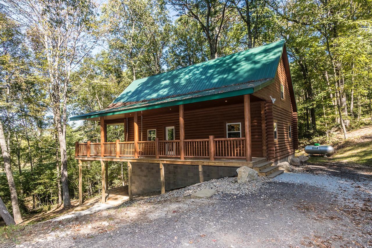 Hocking Hills Cabins & Resort Foxfire Logan Exterior photo